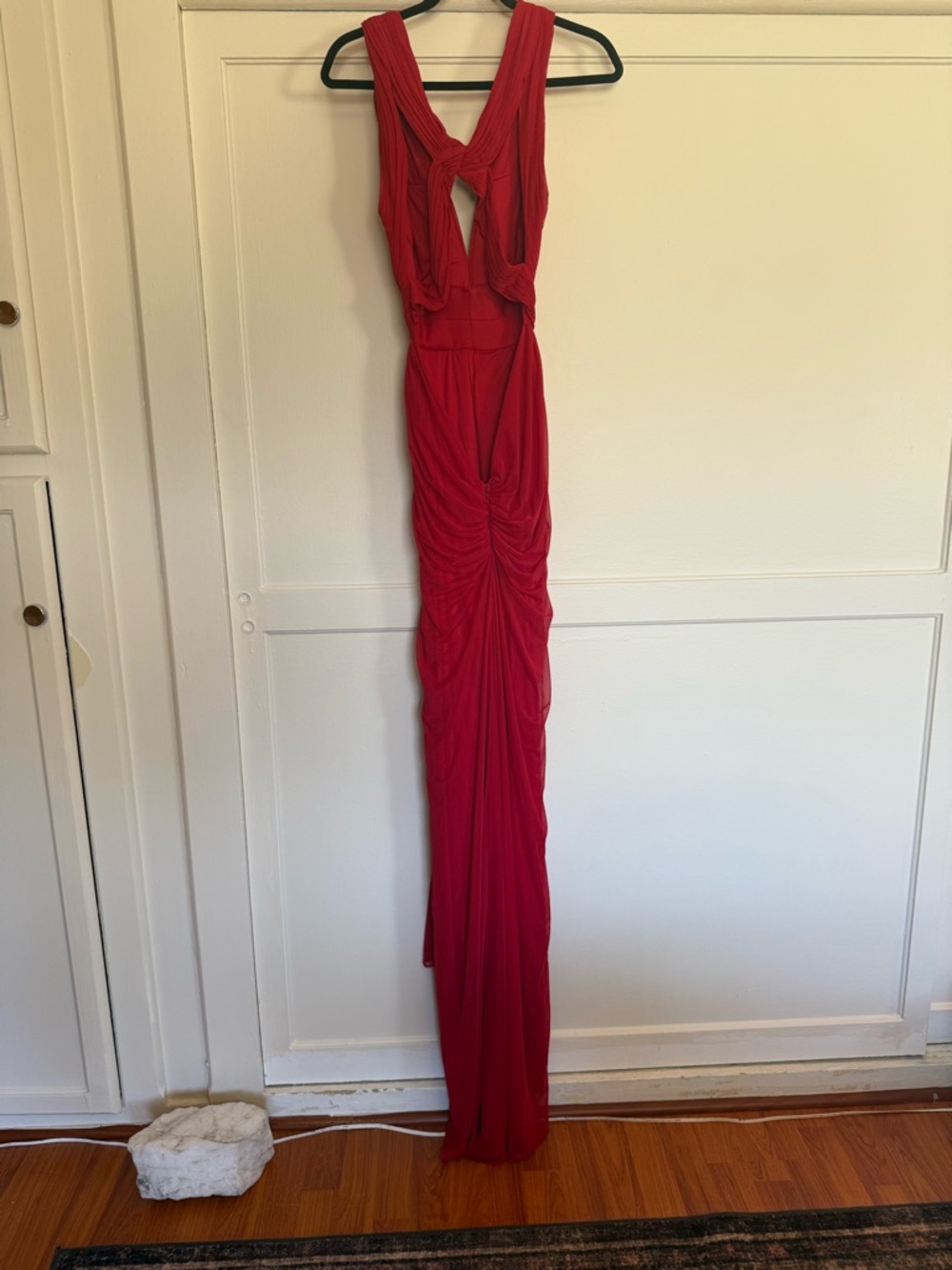 Elegant Red Ruched Gown - Picture 4 of 6